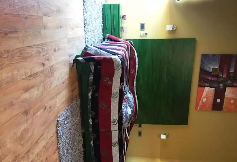 اتاق سوپریور با بالکن, Class
