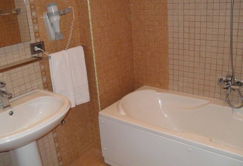 Номер Deluxe с Балконом, Class