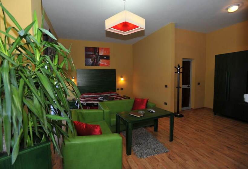 Номер Deluxe с Балконом, Class