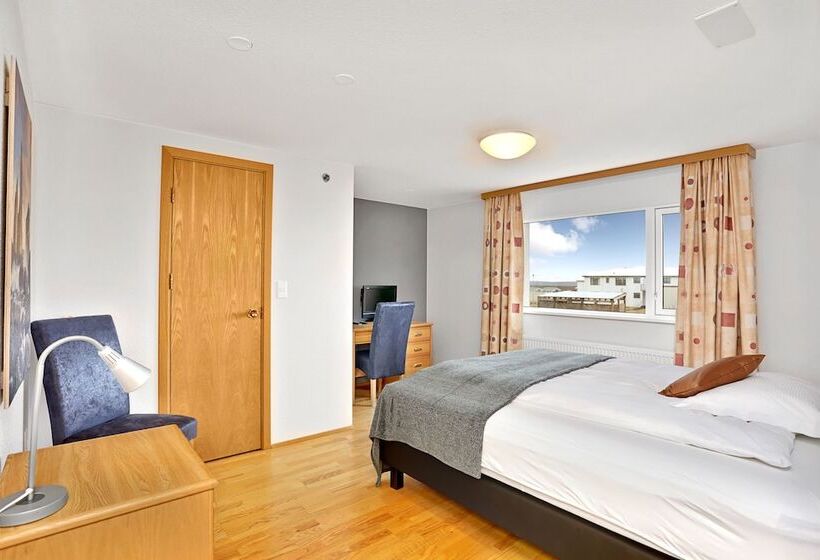 اتاق استاندارد یک نفره, Eldey Airport