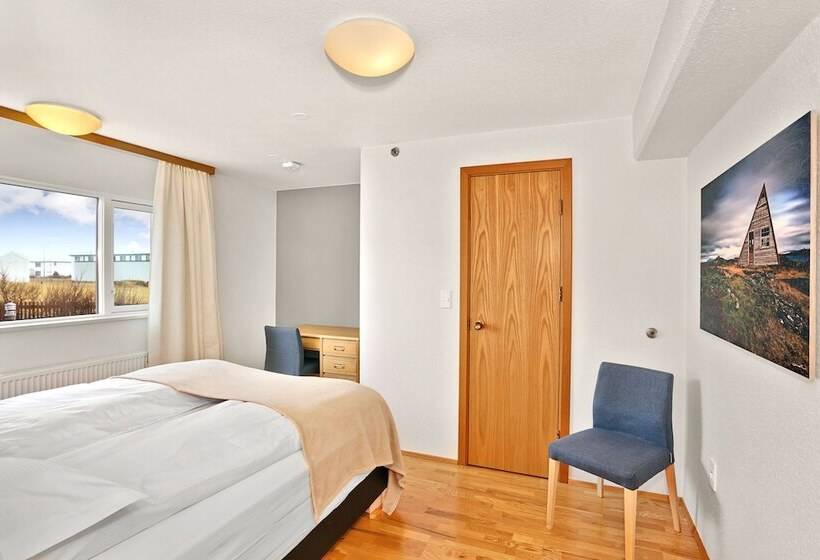 سوییت خانوادگی, Eldey Airport