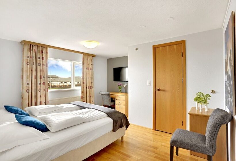 اتاق لوکس, Eldey Airport