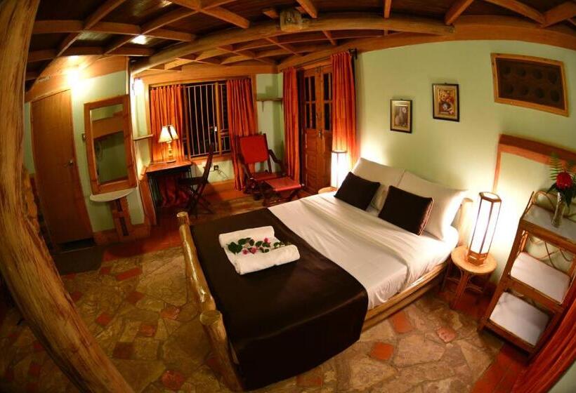 کلبه ییلاقی, Forest Cottages