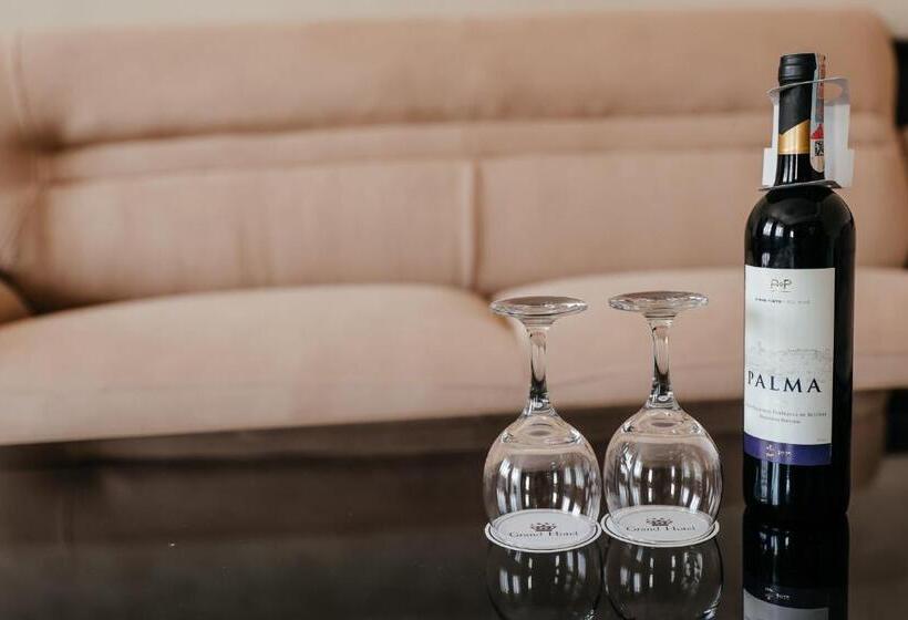 سوئیت پرزیدنت, Grand