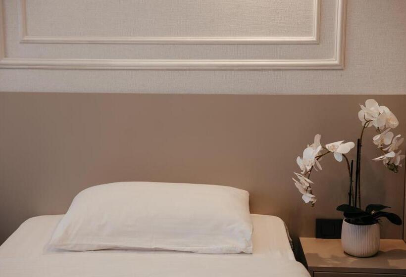 اتاق استاندارد, Grand