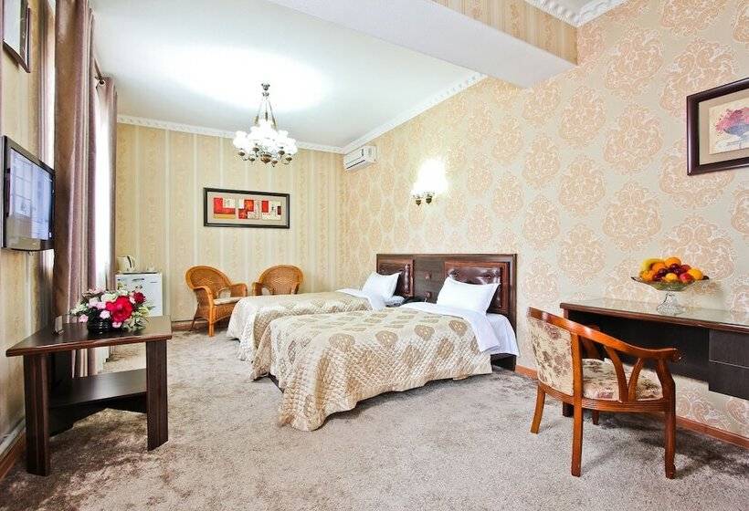 اتاق لوکس, Grand