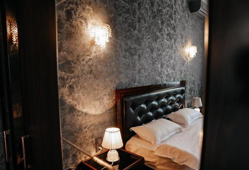 سوئیت پرزیدنت, Grand