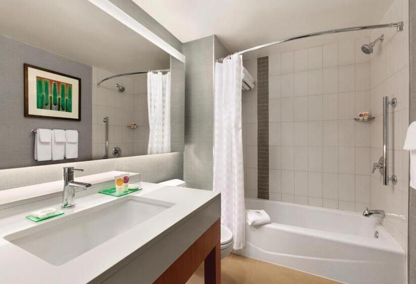 Номер Стандарт Верхний Этаж, Hyatt Place Baltimore Inner Harbor