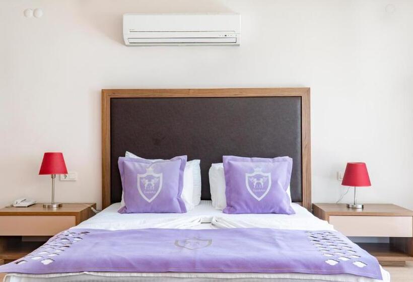 스위트 킹사이즈 침대, Ladies Beach Suite