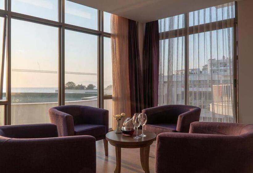 침실 3개 아파트, Ladies Beach Suite