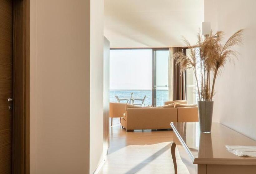 스탠다드 스튜디오, Ladies Beach Suite