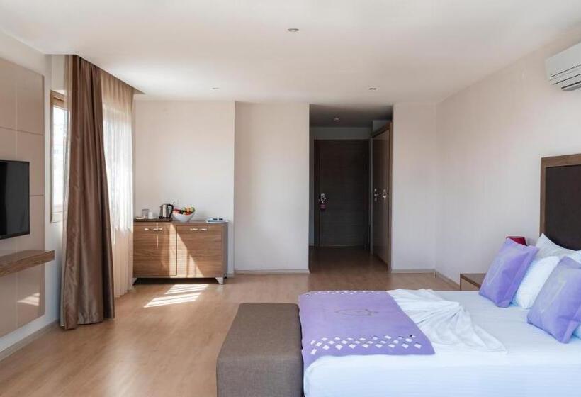 Апартаменты 1 Спальня, Ladies Beach Suite