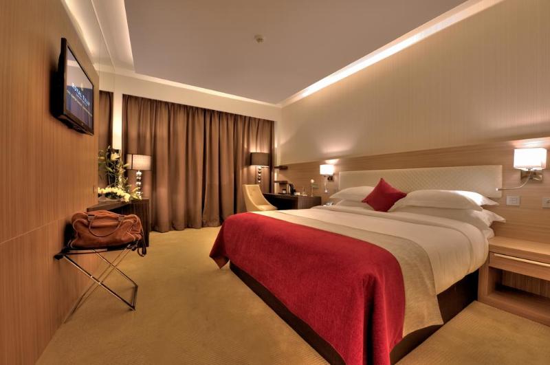 اتاق لوکس, Royal Tulip City Center