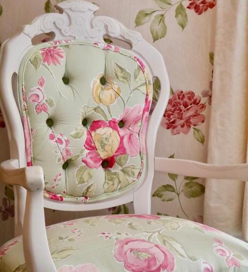 주니어 스위트, The Cottage