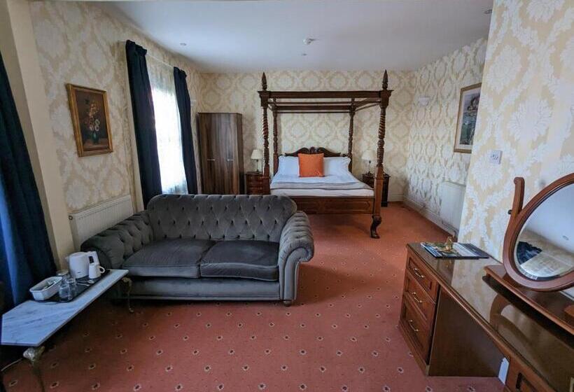 스위트, The Cottage