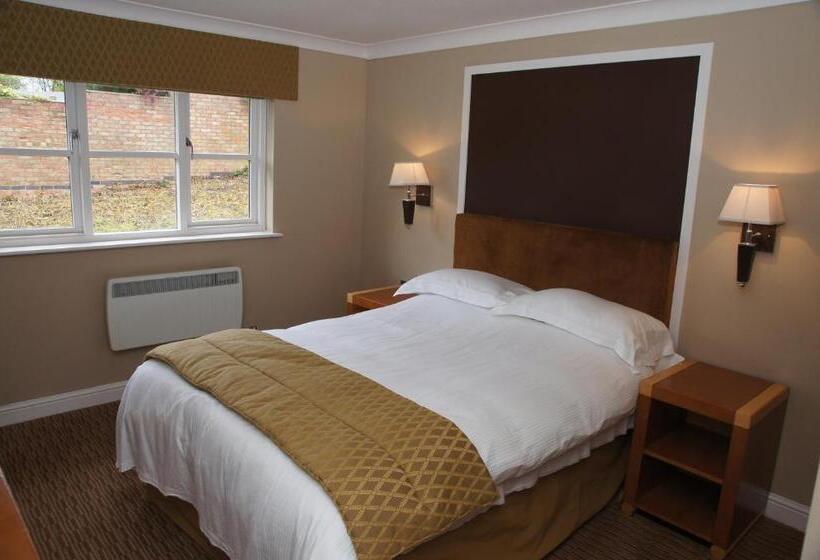 标准间, Narrowboat At Weedon