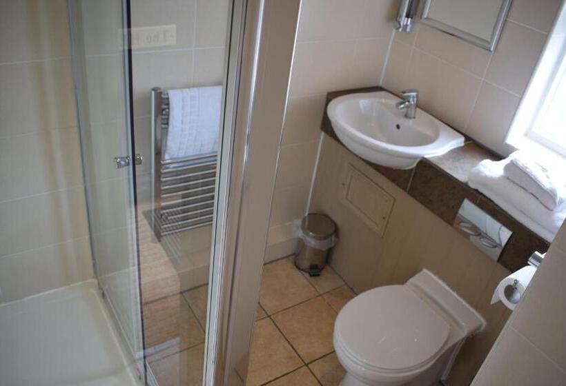 带大床的标准间, Narrowboat At Weedon