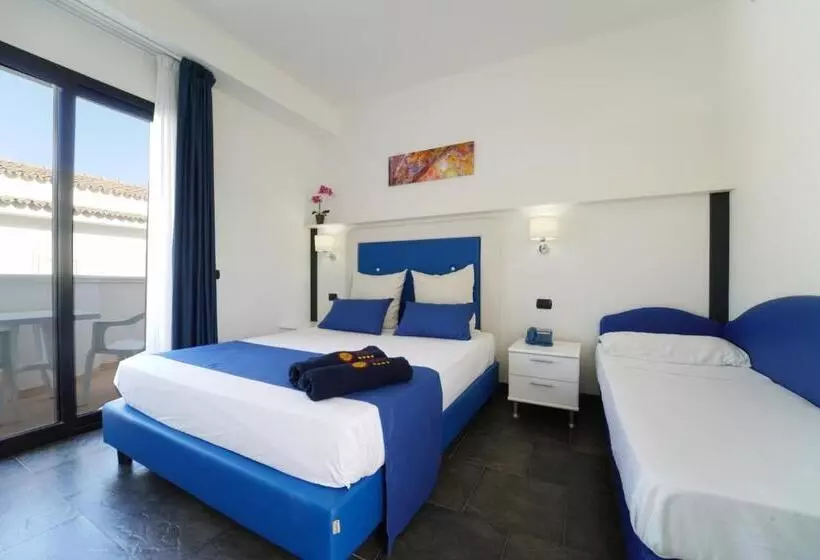 Standard Kolmen Hengen Huone, Villaggio Spiagge Rosse