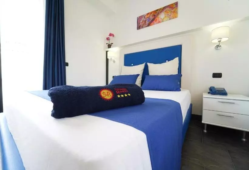 Standard Kolmen Hengen Huone, Villaggio Spiagge Rosse