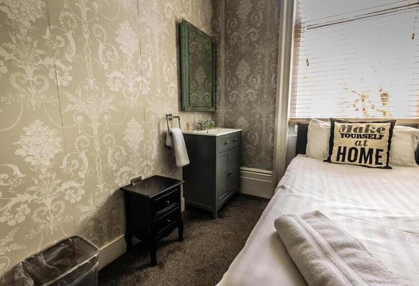 חדר סטנדרד יחיד חדר אמבטיה משותף, Innit Bliss