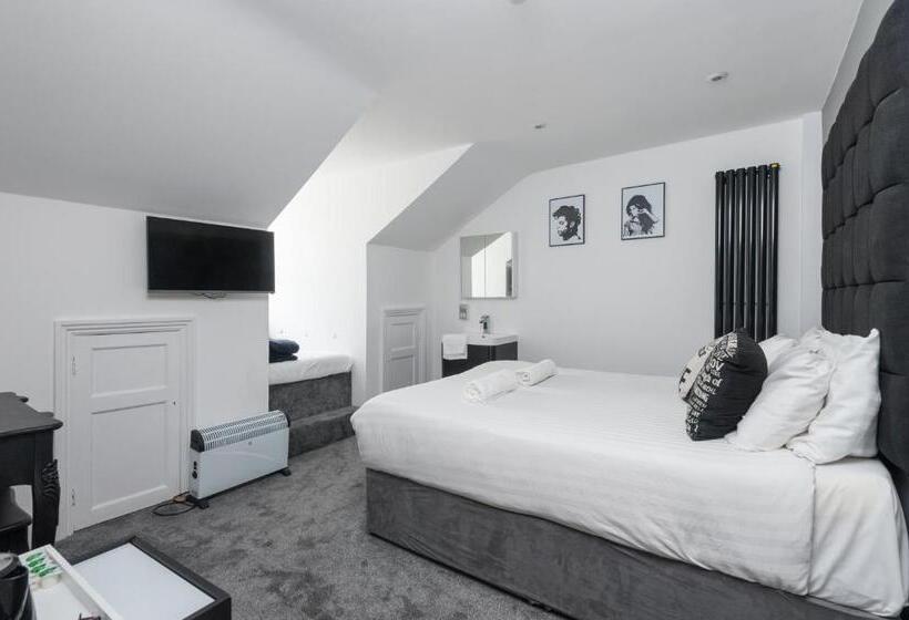 חדר סטנדרט חדר אמבטיה משותף, Innit Bliss