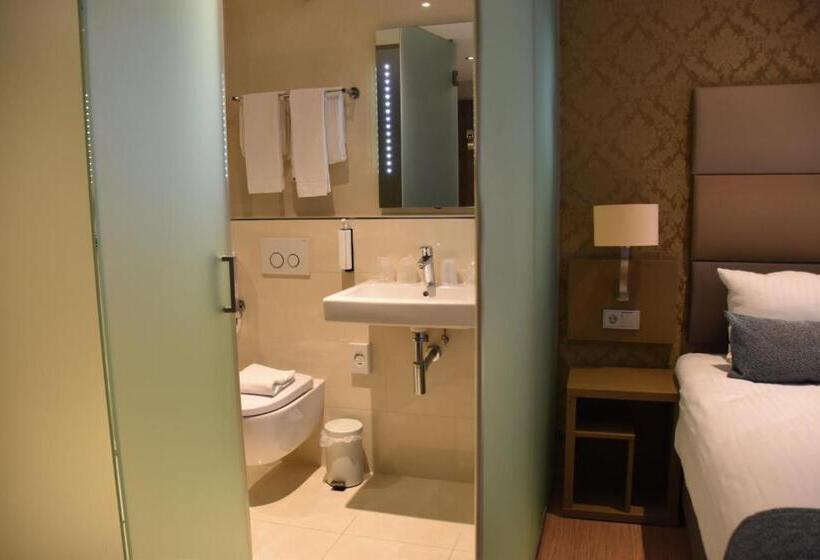 غرفة قياسية رباعية, Ozo Hotels Arena Amsterdam