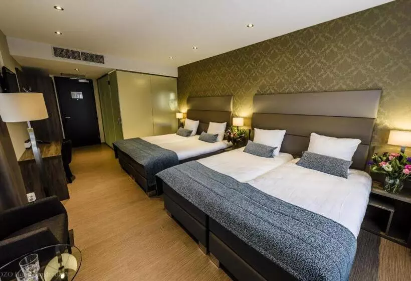 スタンダード４人部屋, Ozo Hotels Arena Amsterdam