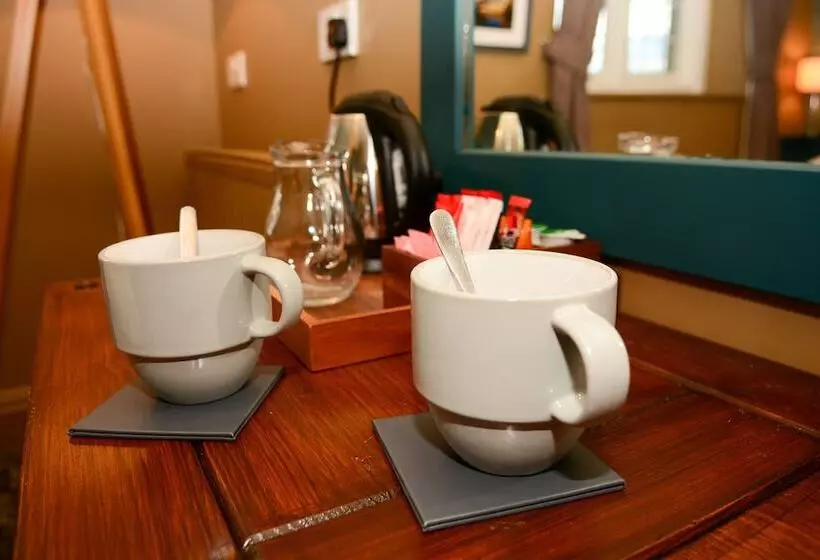 スタンダードシングルルーム, Plough Inn