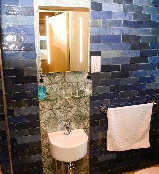 スタンダードルーム, Plough Inn