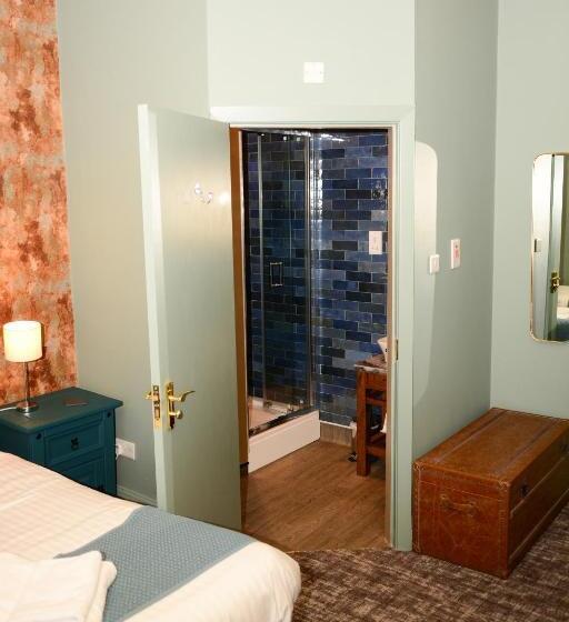 スタンダードルーム, Plough Inn