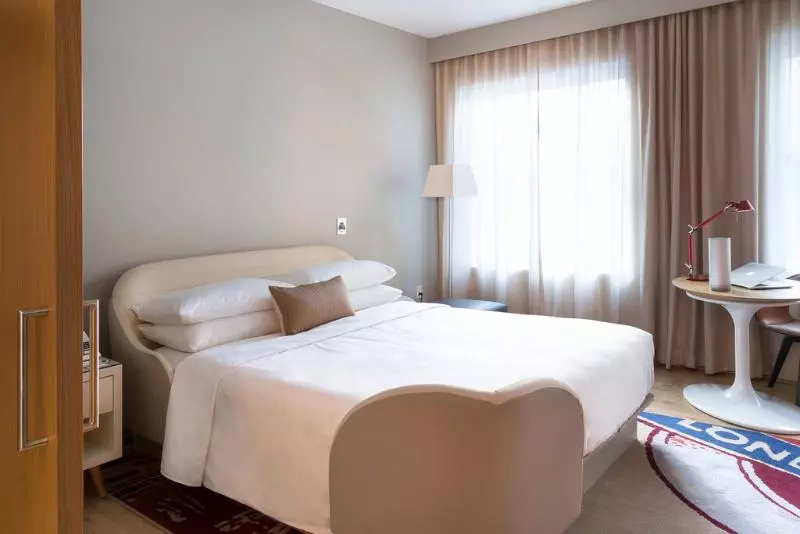 Chambre Standard Lit King Size, Virgin Hotels Chicago