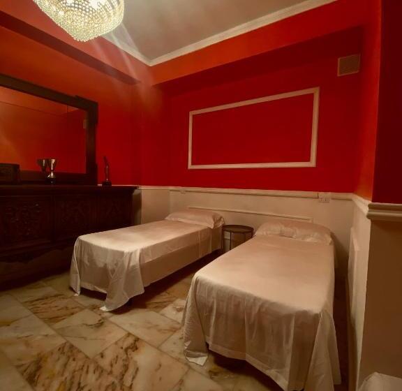 شقة غرفتين, Don Ciccio Gh