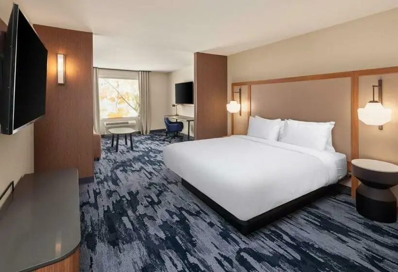 キングサイズベッドのスイートルーム, Fairfield By Marriott Inn & Suites Yankton