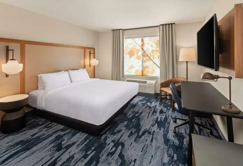 キングサイズベッドのスタンダードルーム, Fairfield By Marriott Inn & Suites Yankton