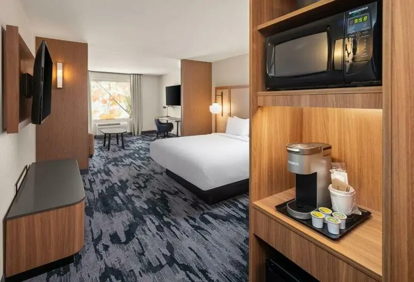 キングサイズベッドのスタンダードルーム, Fairfield By Marriott Inn & Suites Yankton