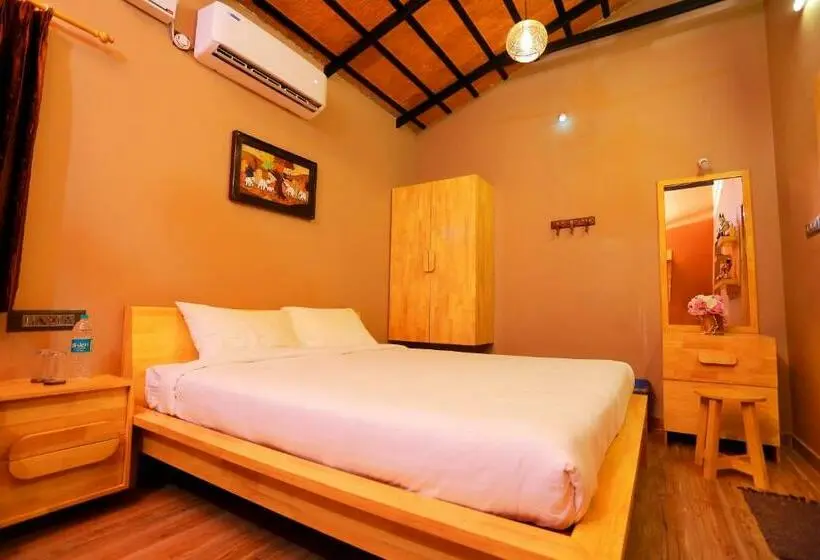 スタンダードルーム, Selvamathi Farm Resorts