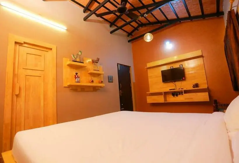 スタンダードルーム, Selvamathi Farm Resorts