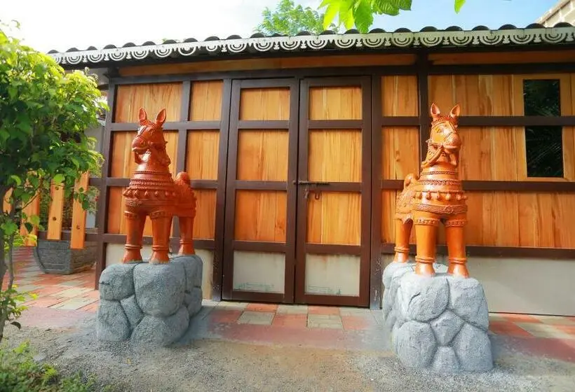 スタンダードルーム, Selvamathi Farm Resorts