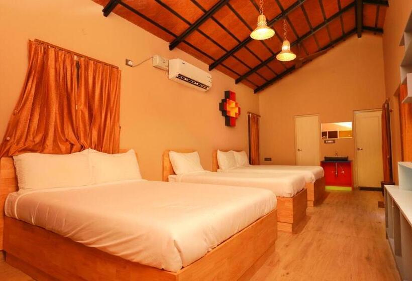 家庭套房, Selvamathi Farm Resorts