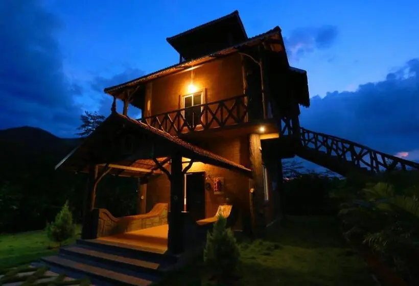 マウンテンビュースタンダードルーム, Selvamathi Farm Resorts