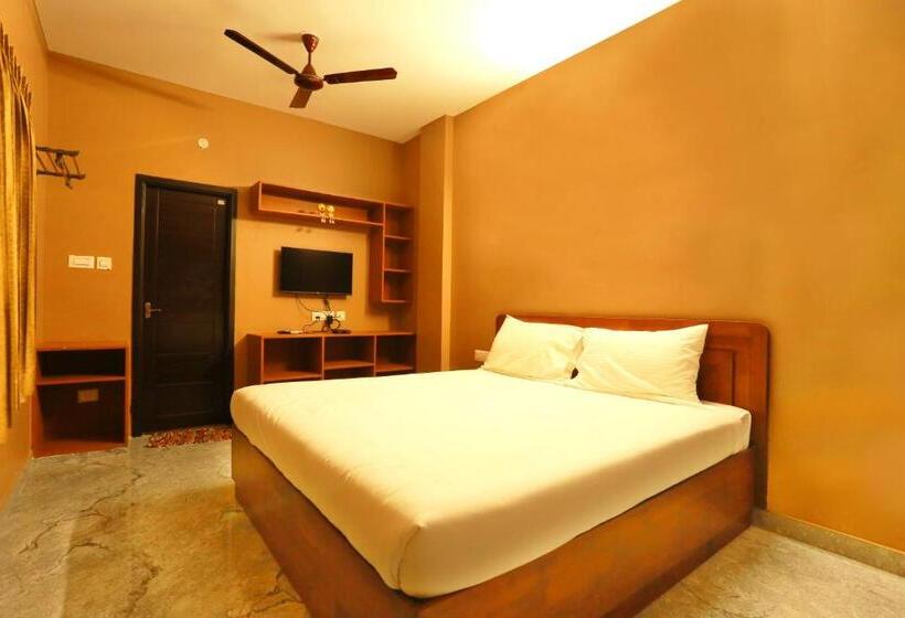 带大床的标准间, Selvamathi Farm Resorts