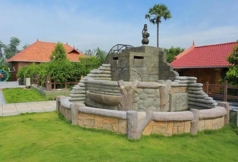 キングサイズベッドのスタンダードルーム, Selvamathi Farm Resorts