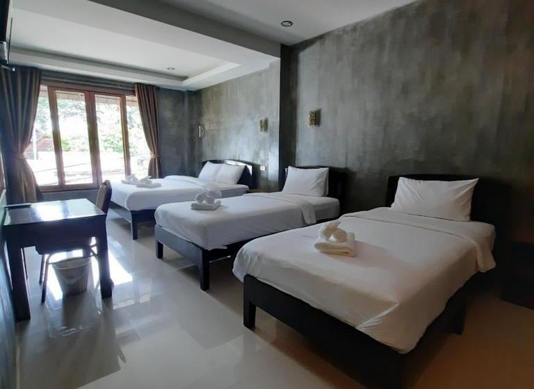 클래식 4인 룸, Namu