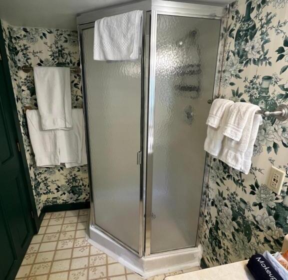 家庭小型套房, Chester Inn