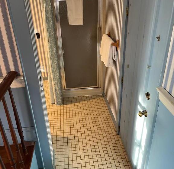 豪华房间, Chester Inn