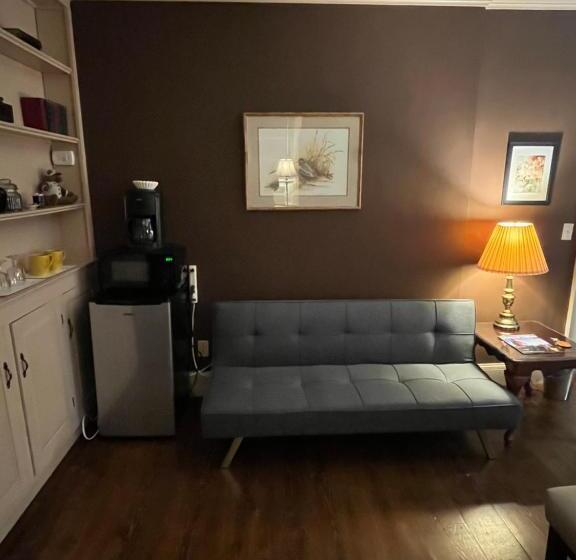 豪华房间, Chester Inn