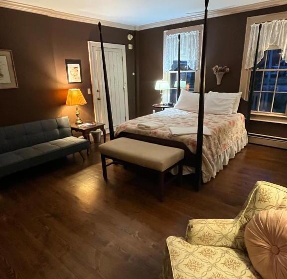 豪华房间, Chester Inn