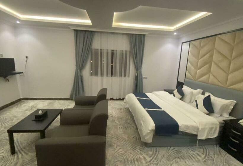 غرفة عائلية مطلّة علي الحديقة, قرين فيو