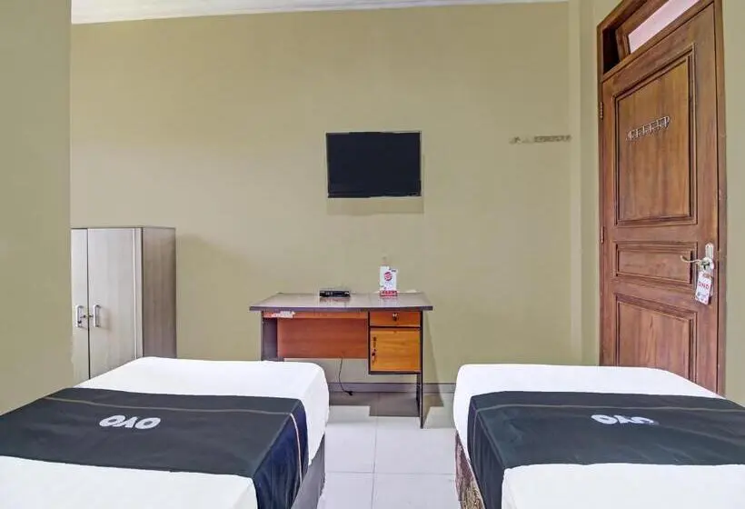 デラックスルーム, Collection O 91666 Meyli Guesthouse