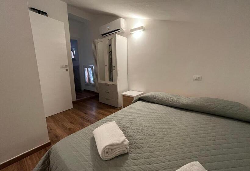 اتاق استاندارد, Guest House All 83